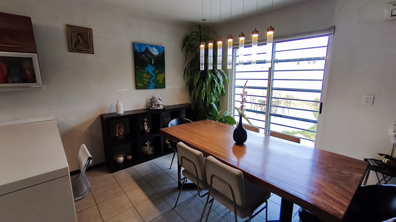 Casa en venta-Calle Cóndor No. 801, lote 11, manzana 189, fraccionamiento Santa Cecilia Residencial, Segundo Sector, C.P. 66367, municipio de Santa Catarina, Nuevo León. - Foto 1