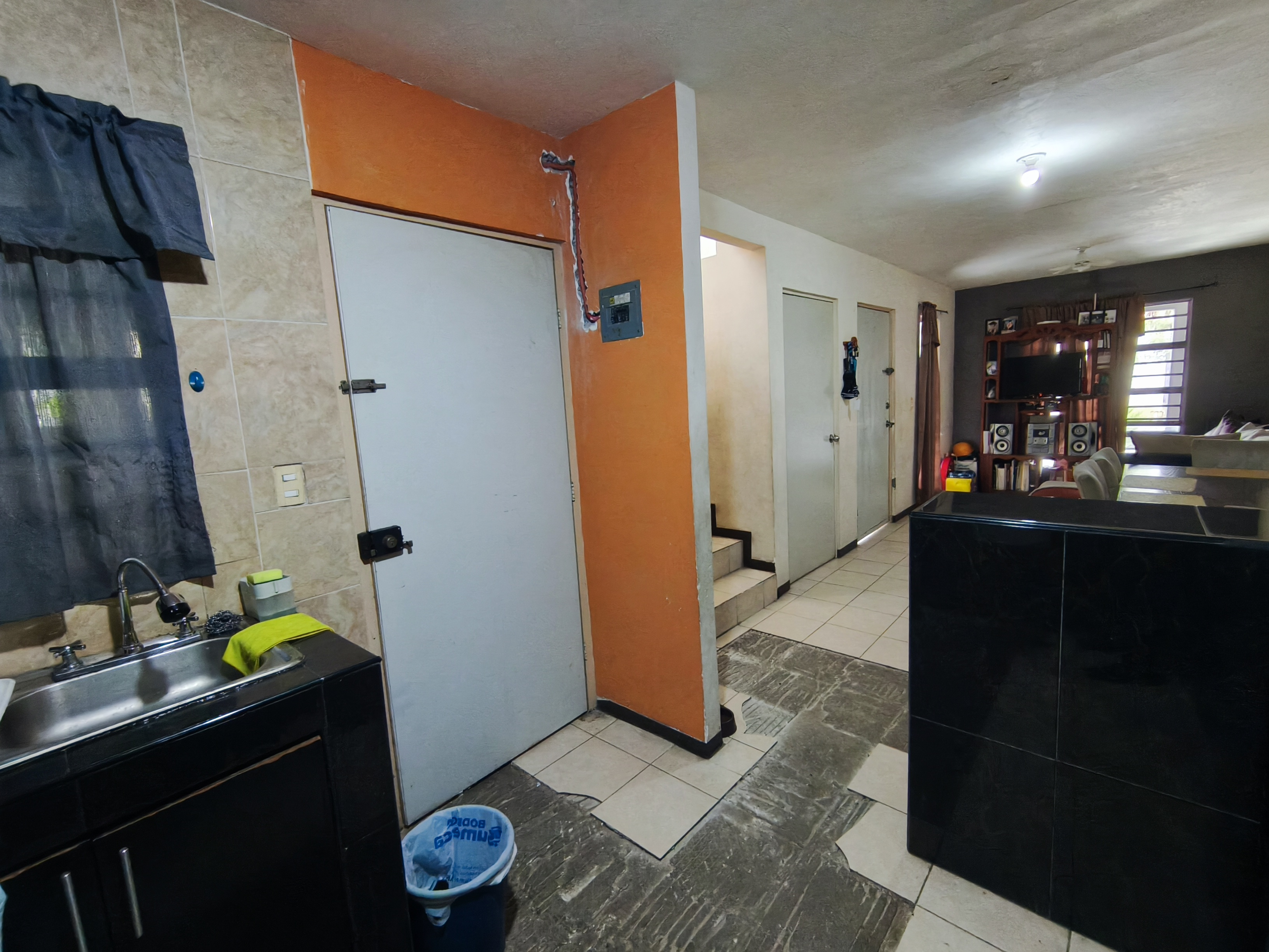 Casa en venta-Buenos Aires 217, Fracc. Renaceres Residencial 3er Sector, C.P. 66614, Ciudad Apodaca, Nuevo León, México. - Miniatura 5