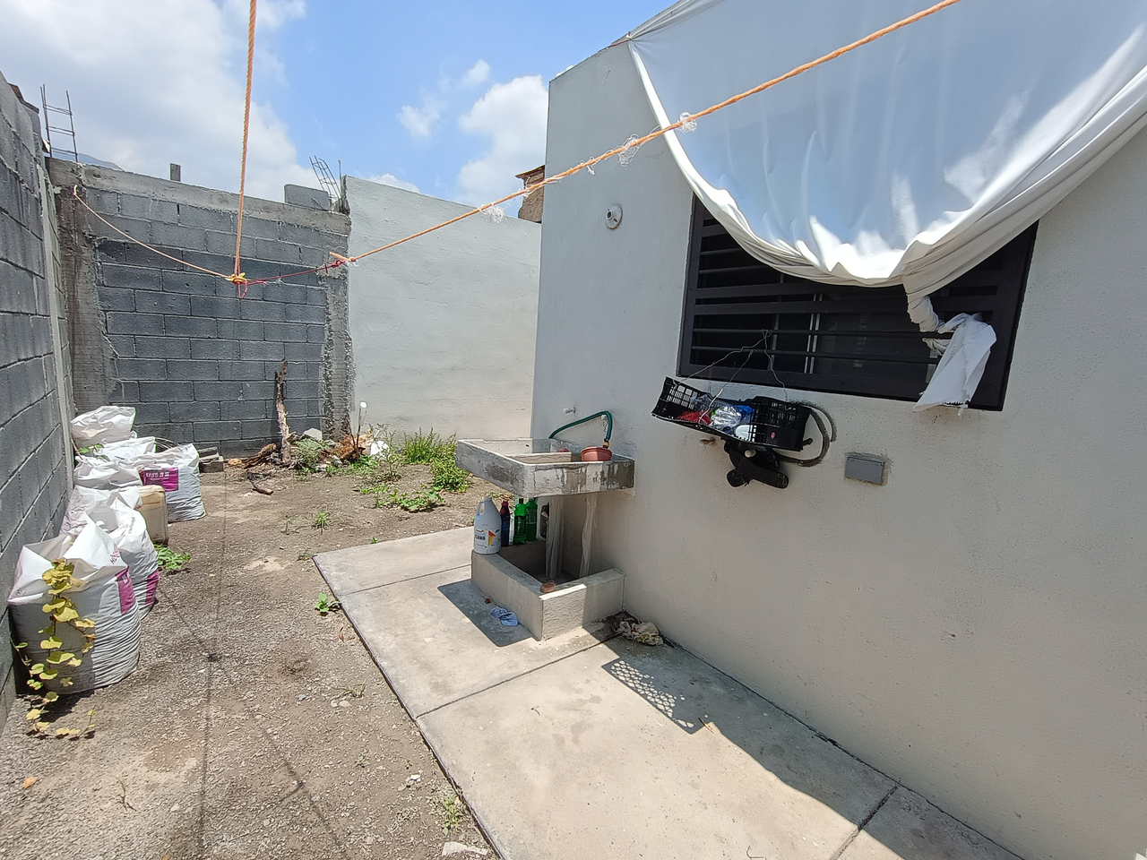 Casa en venta-Vista Ónix No. 421, lote 7, manzana 229, fraccionamiento Vistabella, 2.º Sector, C.P. 66013, municipio de García, Nuevo León. - Miniatura 5