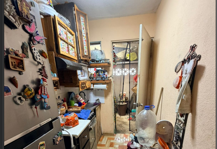 Casa en venta-Calle Escorpión No. 207, Lote 4, Manzana 401, Fraccionamiento Los Cometas, C.P. 67280, Juárez, Nuevo León, México. - Vista 2