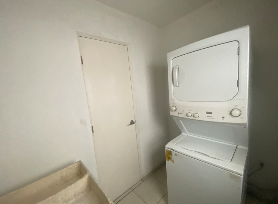 Casa en venta-Manzana 205, Lote 1, Fracc. Almería, C.P. 66626, Apodaca, Nuevo León. - Vista 4