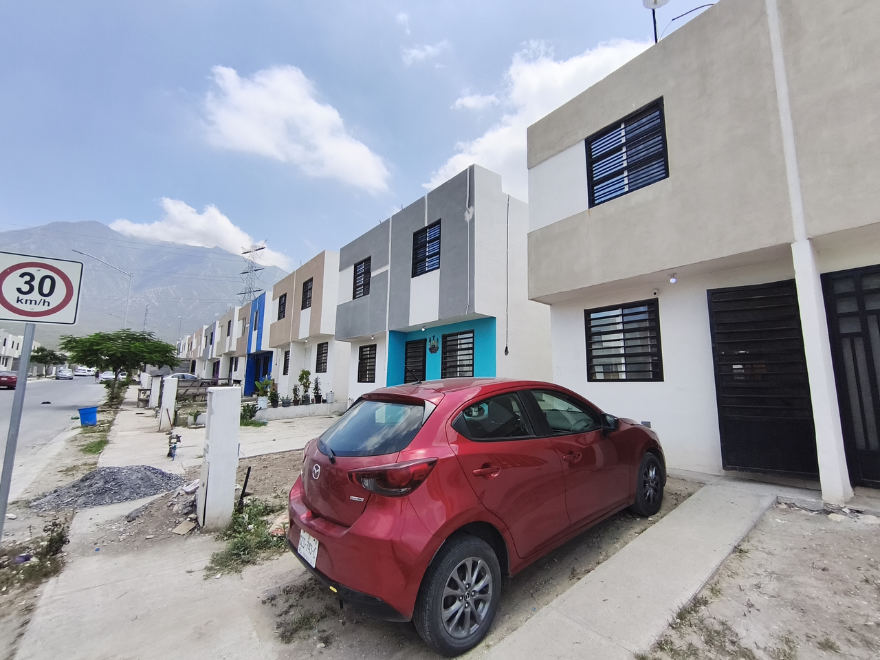 Casa en venta - Calle Benedictos 204-A, Fraccionamiento Valle de Lincoln (Sector El Fraile 2da Etapa), García, Nuevo León, C.P. 66023. - Miniatura 28