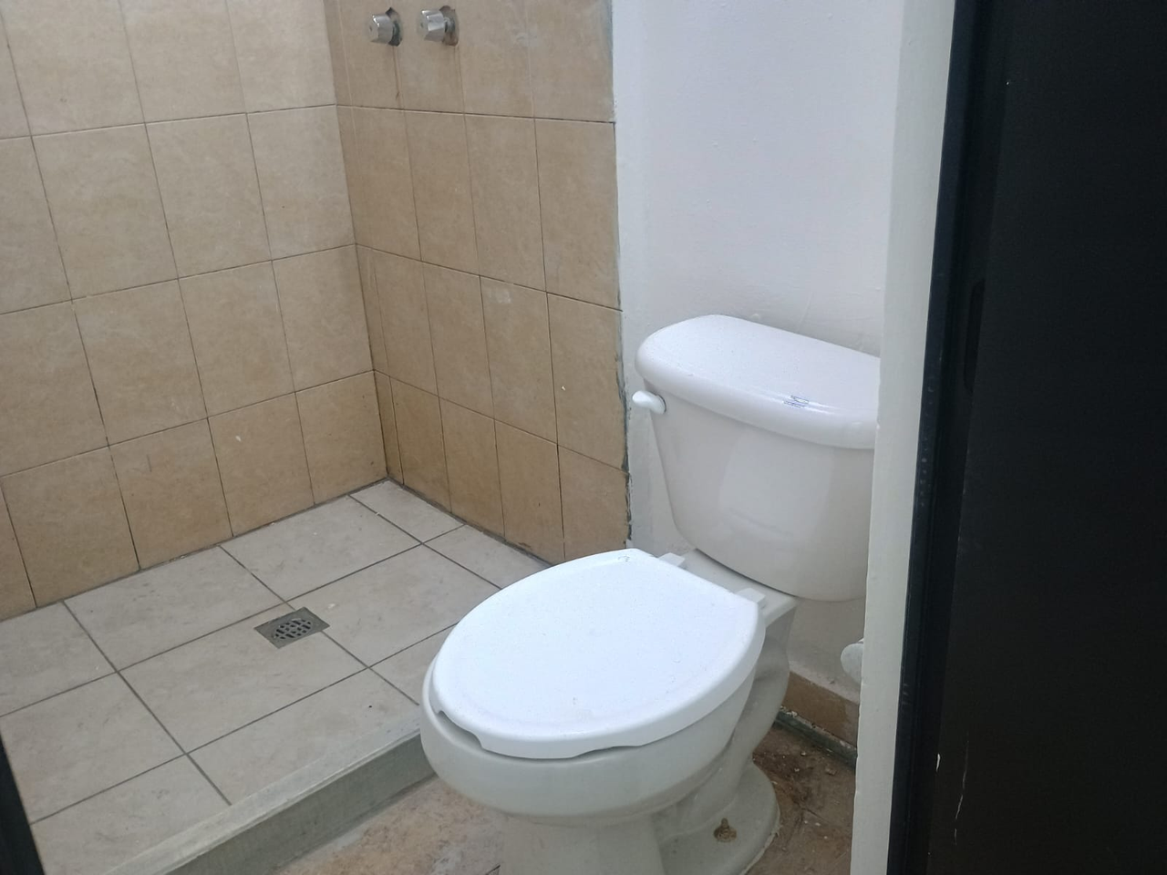 Casa en Venta-Nogales, Hacienda las Puentes, San Nicolás de los Garza, Nuevo León. - Miniatura 25