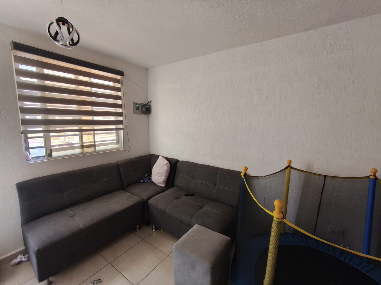 Casa en venta - Calle Benedictos 204-A, Fraccionamiento Valle de Lincoln (Sector El Fraile 2da Etapa), García, Nuevo León, C.P. 66023. - Vista 2