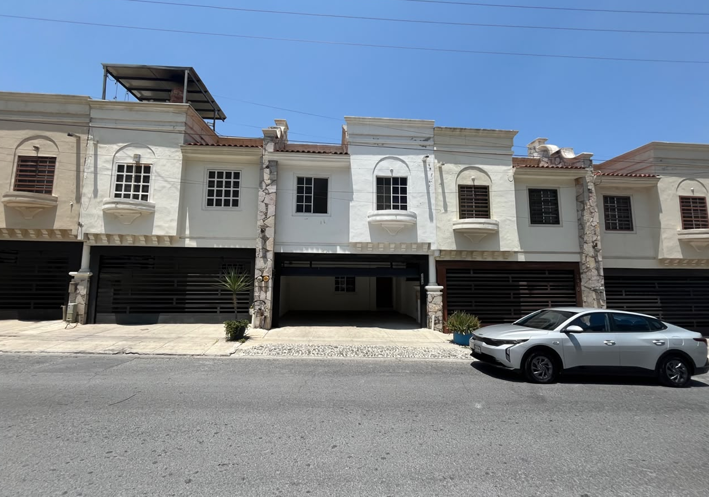 Casa en Venta-Avenida Alberto García Guzmán #3008, Condominio Horizontal Pedregal La Huasteca (Sector "D"), Santa Catarina, Nuevo León, C.P. 66354. - Miniatura 22