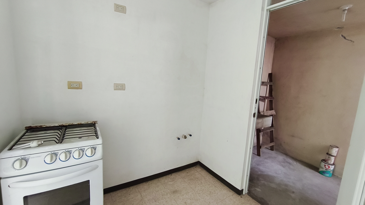 Departamento en Venta-Calle Portal Rayones #413-A, Fraccionamiento Portal de Lincoln, García, Nuevo León, C.P. 66013. - Miniatura 5
