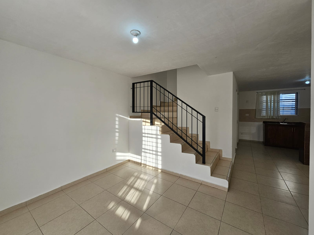 Casa en Venta en Modena Residencial, Apodaca | 3 Recámaras - Vista 2