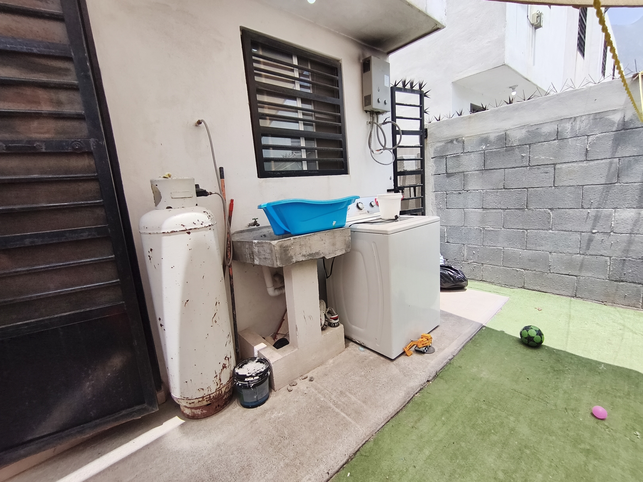 Casa en venta - Calle Benedictos 204-A, Fraccionamiento Valle de Lincoln (Sector El Fraile 2da Etapa), García, Nuevo León, C.P. 66023. - Miniatura 10