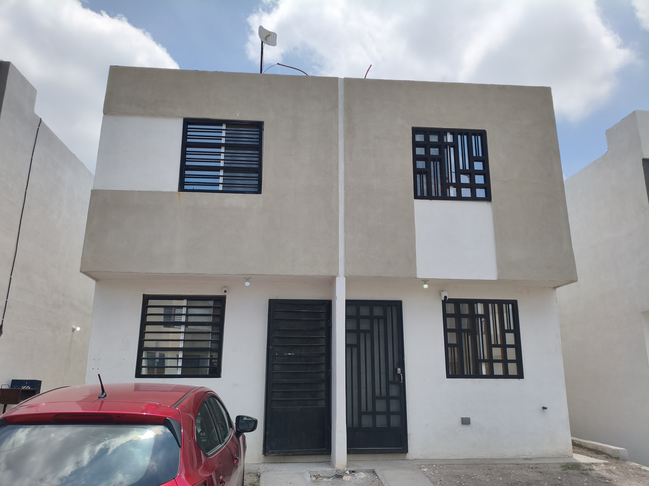 Casa en venta - Calle Benedictos 204-A, Fraccionamiento Valle de Lincoln (Sector El Fraile 2da Etapa), García, Nuevo León, C.P. 66023. - Miniatura 27