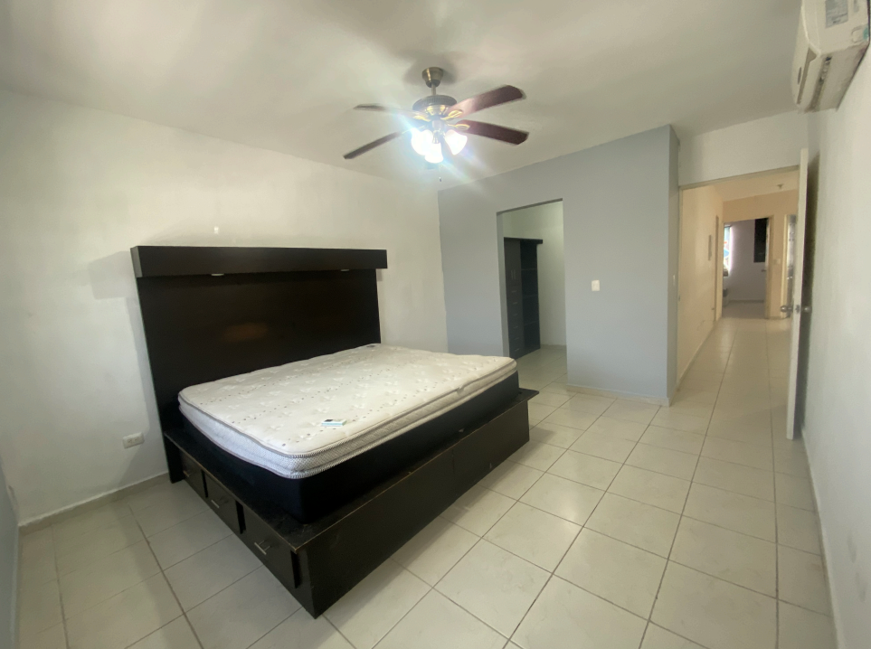 Casa en venta-Manzana 205, Lote 1, Fracc. Almería, C.P. 66626, Apodaca, Nuevo León. - Miniatura 8