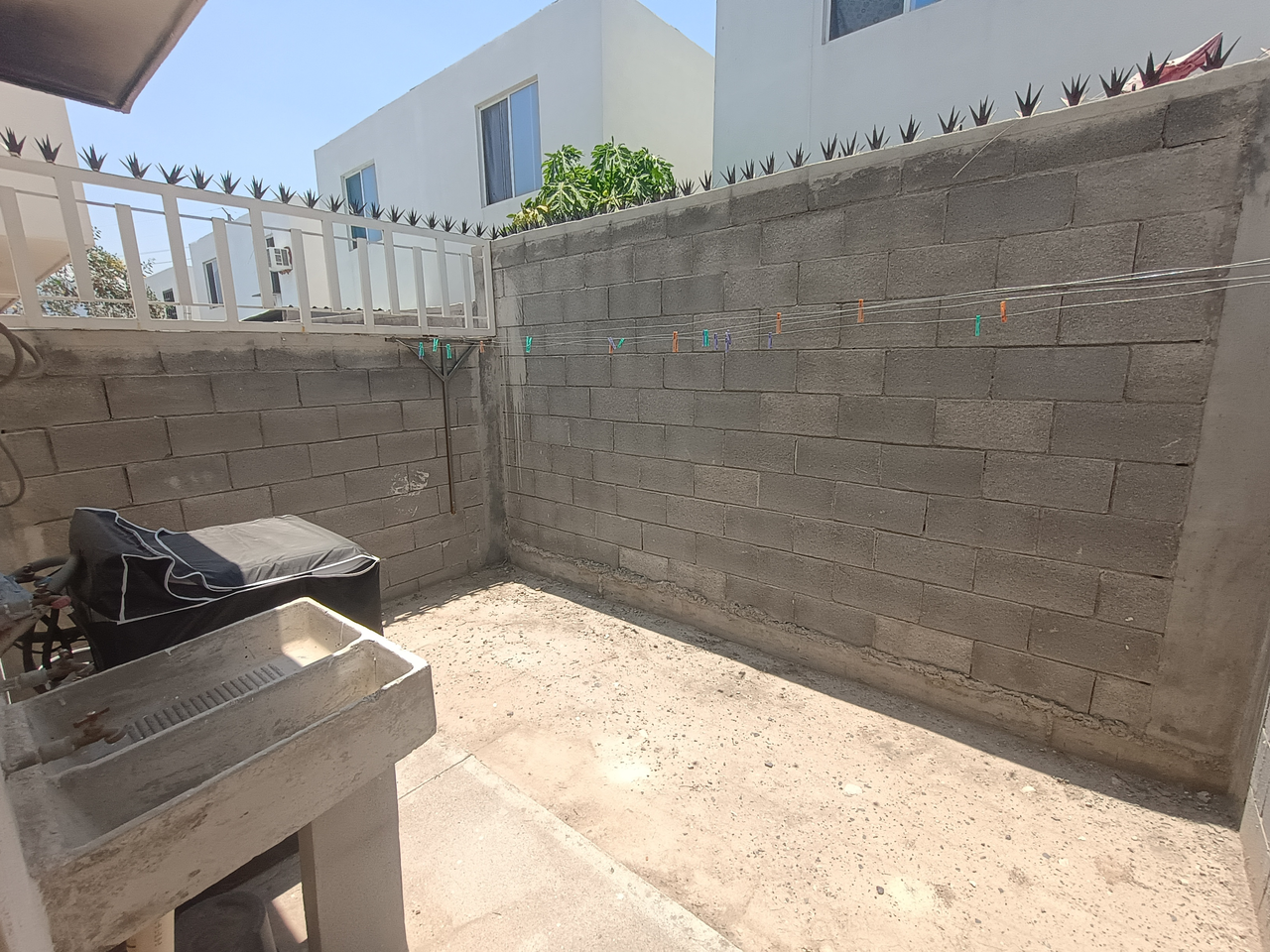 Casa en venta - Calle Santo Domingo 419-A, Vivienda "AP-A" (Mza. 832, Lote 7), Fraccionamiento "Valle de Lincoln Sector El Fraile" 2da. Etapa, García, Nuevo León, C.P. 66023. - Miniatura 7