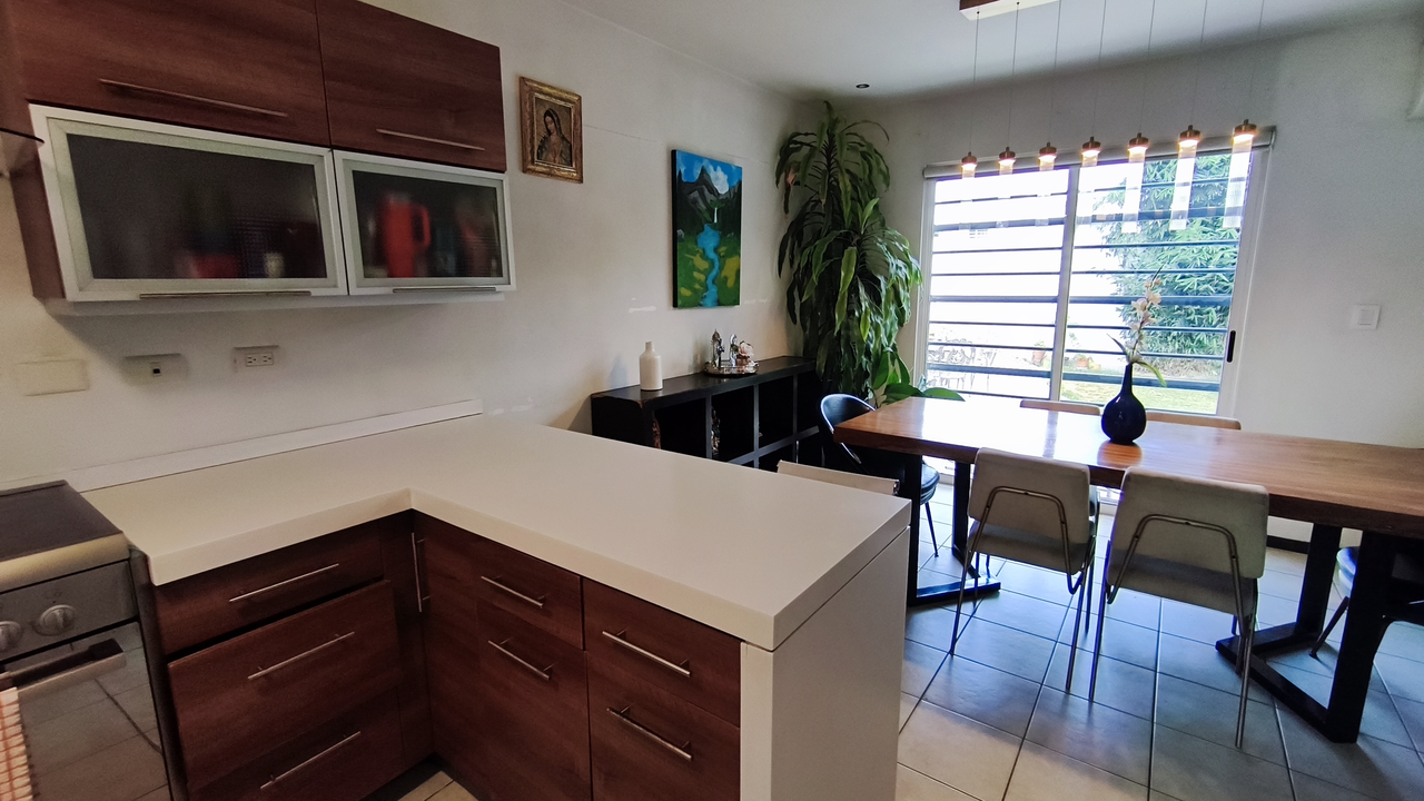 Casa en venta-Calle Cóndor No. 801, lote 11, manzana 189, fraccionamiento Santa Cecilia Residencial, Segundo Sector, C.P. 66367, municipio de Santa Catarina, Nuevo León. - Miniatura 7