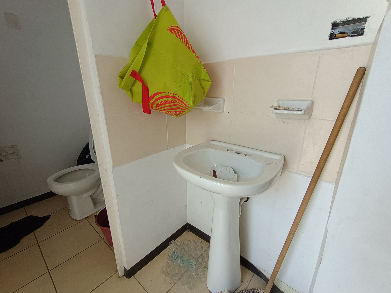 Casa en venta-Vista Ónix No. 421, lote 7, manzana 229, fraccionamiento Vistabella, 2.º Sector, C.P. 66013, municipio de García, Nuevo León. - Miniatura 12