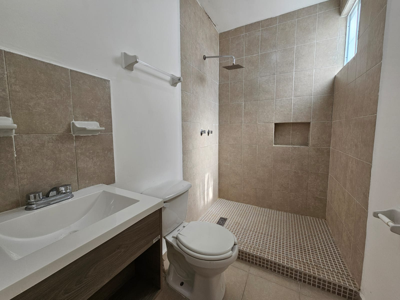 Casa en Venta-Tailandia, Santa María, Sector Zafiro Montana, García, N.L. - Miniatura 10