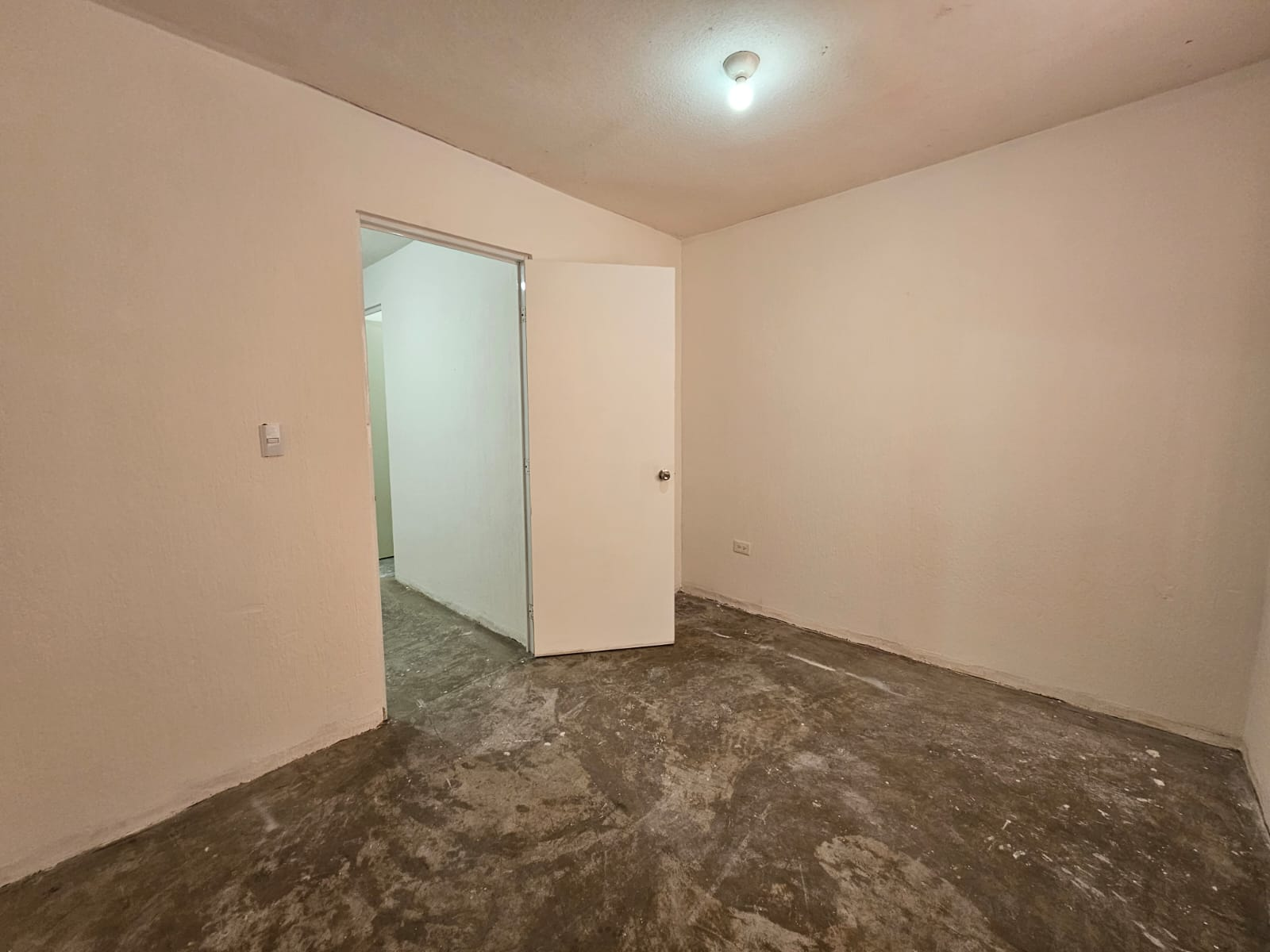 Casa en Venta-Gerona, Rivieras de Hay, Cdad. Benito Juárez, N.L. - Miniatura 7