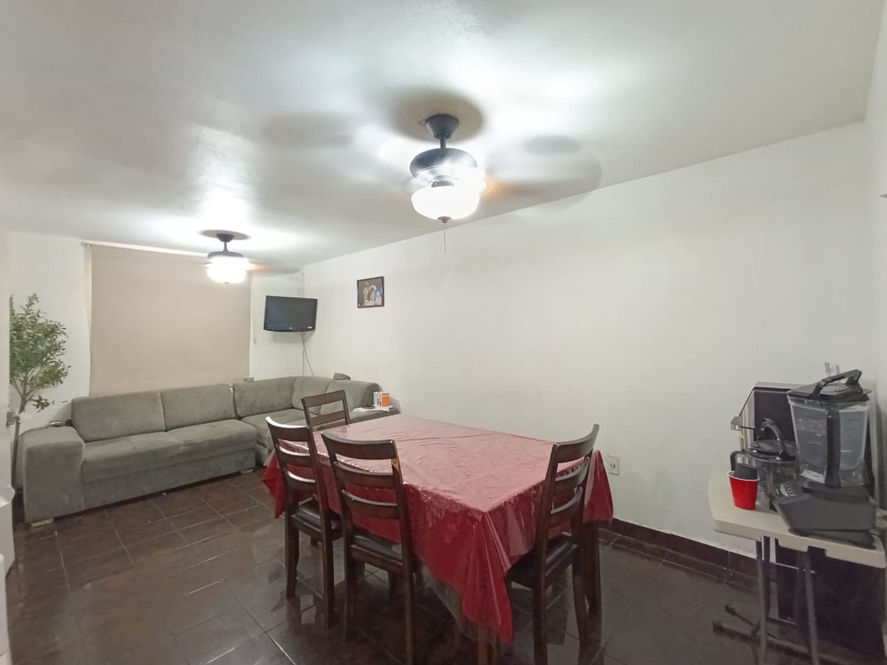 Casa en Venta-Framboyán 114, Lote 52, manzana 403, fraccionamiento Arboledas de Virrey, municipio de Apodaca, Nuevo León. - Vista 3