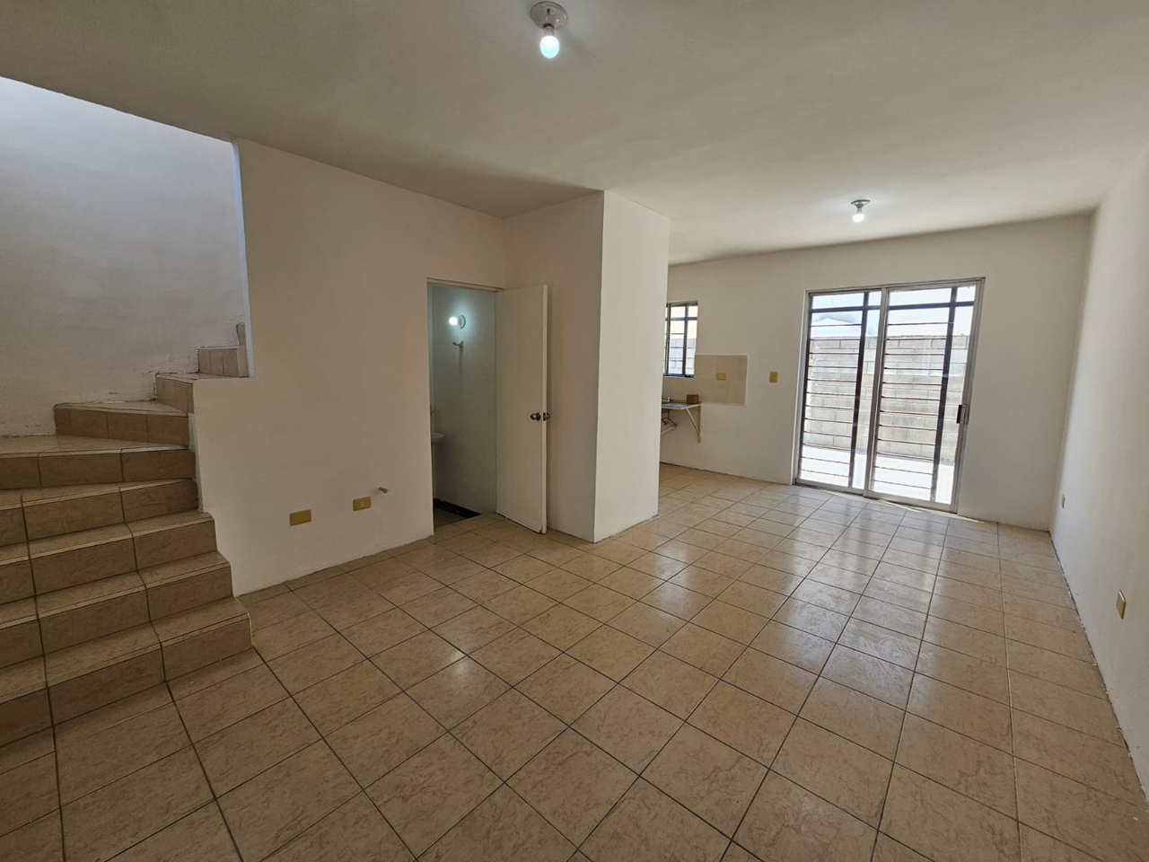 Casa en Venta en GUADALUPE, Guadalupe | 2 Recámaras - Foto 1