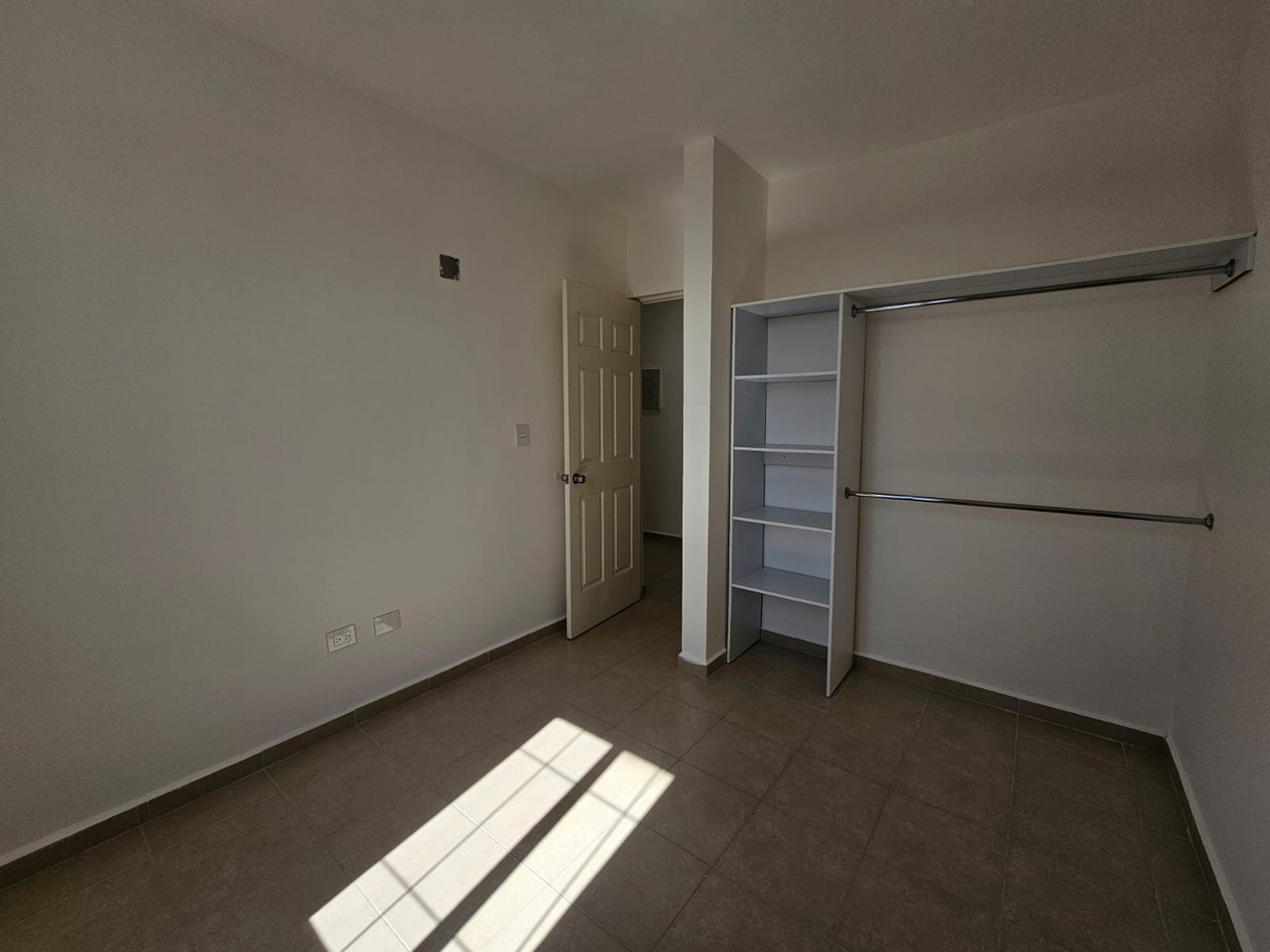 Casa en Venta-Tailandia, Santa María, Sector Zafiro Montana, García, N.L. - Miniatura 5